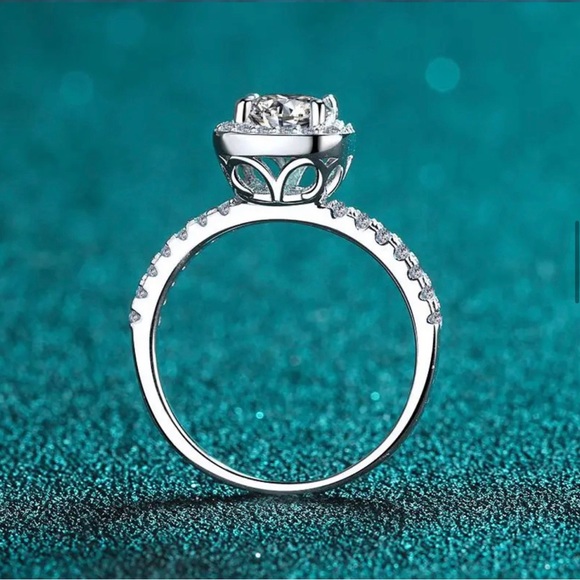 💍 Genuine Moissanite Ring 2CT Certified s925 Platinum plated 💍 - Picture 6 of 13